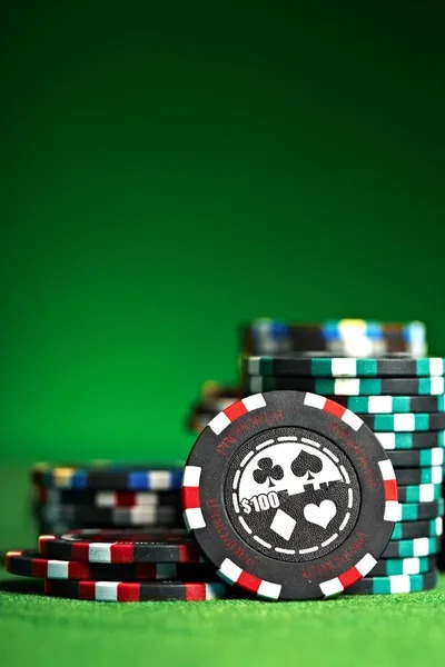 baik777 Hold and play multiple cards